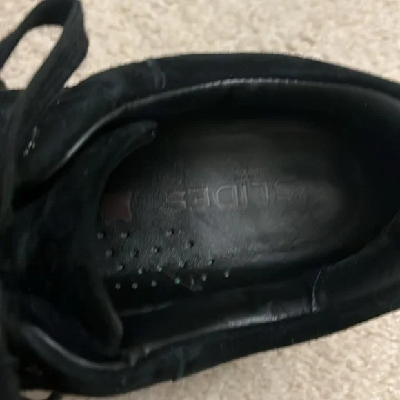 J Slides Black Sneakers 6 - Picture 2 of 3